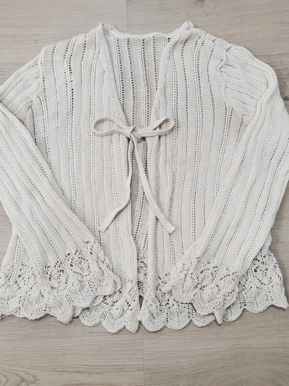 Cottage-core Knit Cardigan with Scalloped Lace Trim